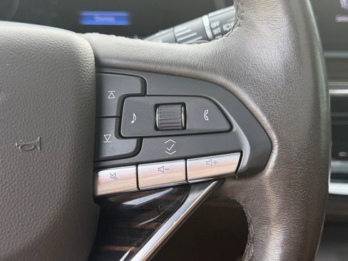 Used 2024 Cadillac Escalade ESV Premium Luxury w/ LPO, Floor Liner Package AWD/4WD image 23