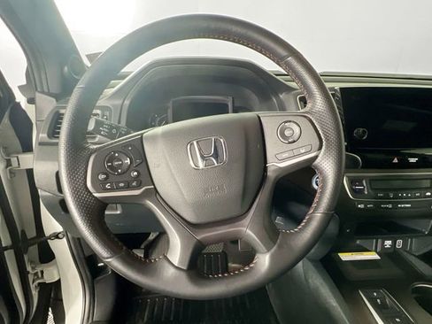 Certified 2023 Honda Passport TrailSport image 13