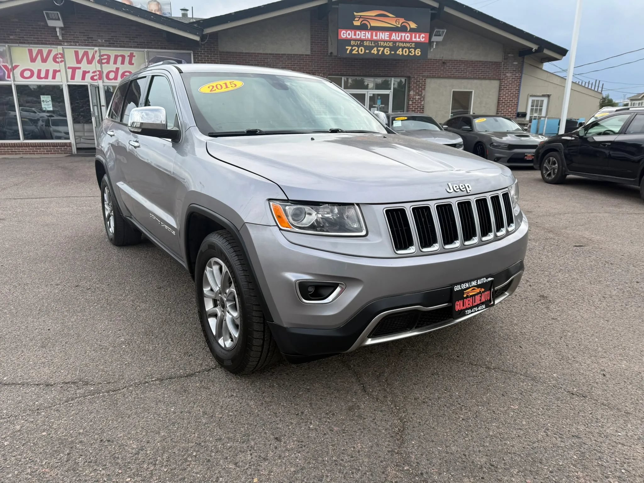 Used 2015 Jeep Grand Cherokee Limited AWD/4WD image 2