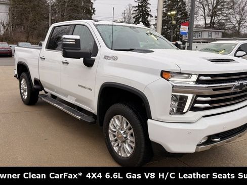 Used 2023 Chevrolet Silverado 2500 High Country w/ Technology Package image 2