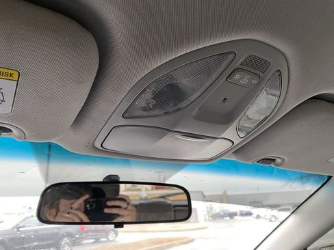 Used 2017 Hyundai Santa Fe Sport image 25