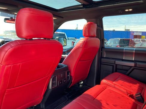 Used 2018 Ford F150 XLT w/ Equipment Group 302A Luxury AWD/4WD image 15