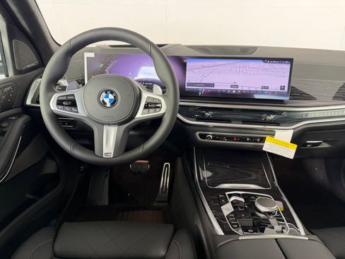 Used 2027 BMW X7 xDrive40i AWD/4WD image 31