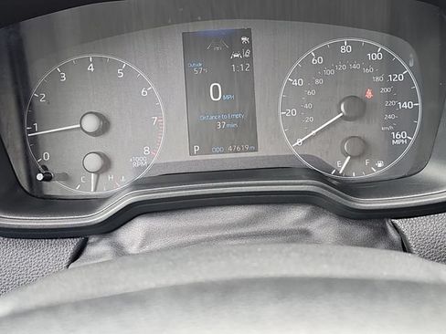 Used 2023 Toyota Corolla LE FWD image 12