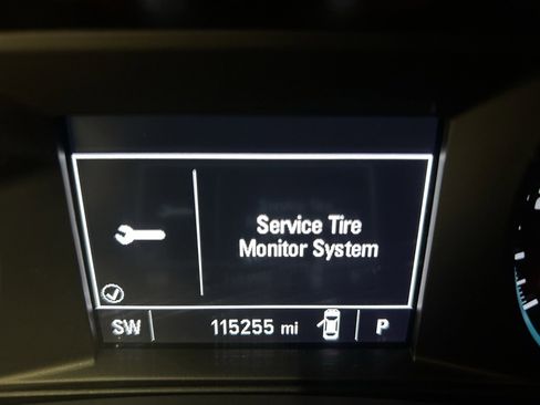 Used 2017 Chevrolet Malibu LT image 18