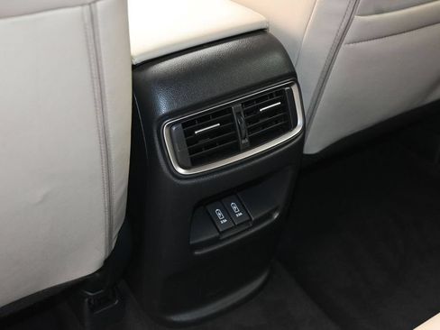 Used 2017 Honda CR-V Touring image 13