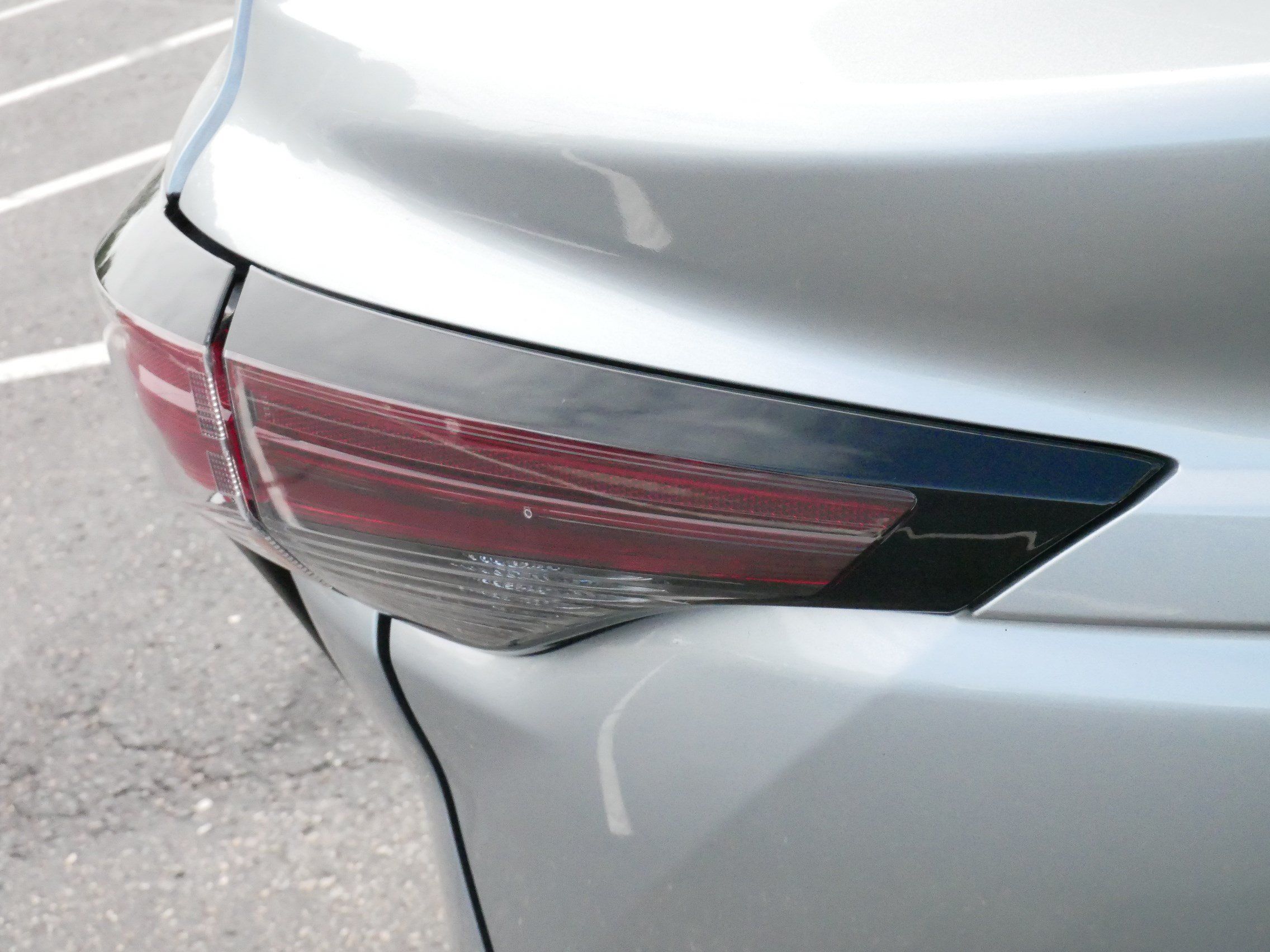Certified 2025 Toyota Sienna XLE w/ XLE Plus Package AWD/4WD image 17