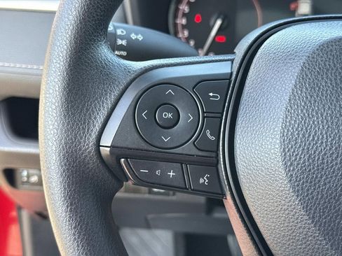 Used 2025 Toyota RAV4 XLE w/ Convenience Package image 42