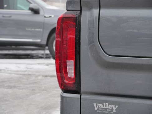 Used 2021 GMC Sierra 1500 SLT w/ SLT Premium Plus Package image 8