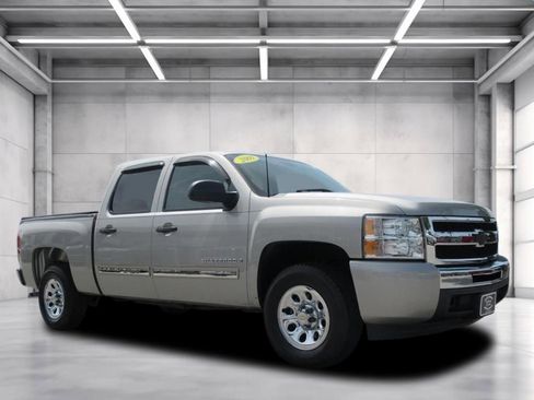 Used 2009 Chevrolet Silverado 1500 LT RWD image 1