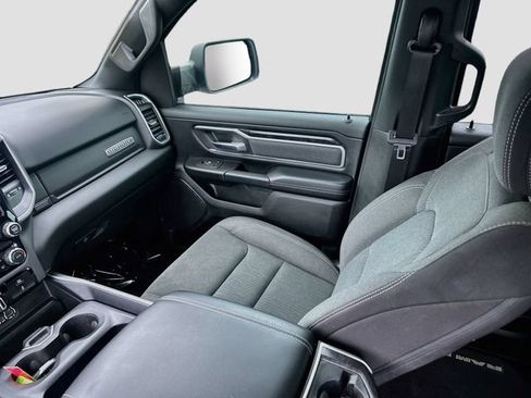 Used 2022 RAM 1500 Big Horn RWD image 5