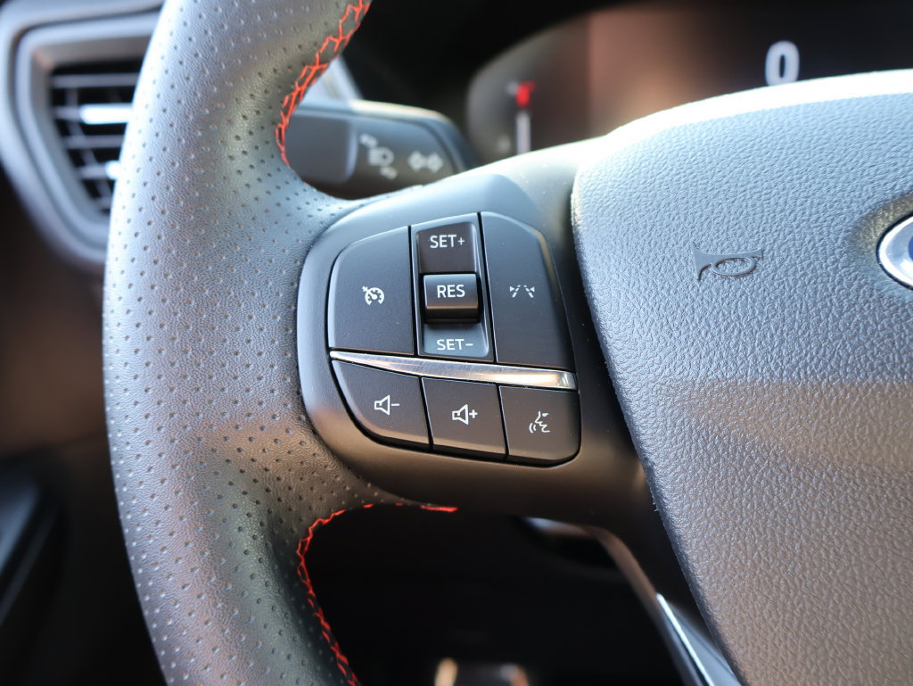 Used 2026 Ford Escape ST-Line AWD/4WD image 24