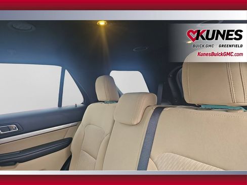 Used 2017 Ford Explorer FWD image 17