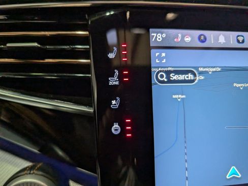 Used 2023 Jeep Grand Wagoneer Series III image 27