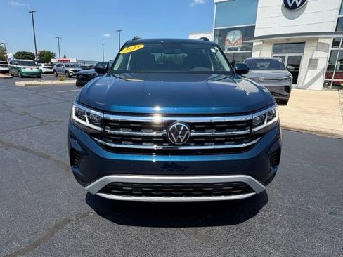 Used 2023 Volkswagen Atlas SE AWD/4WD image 2