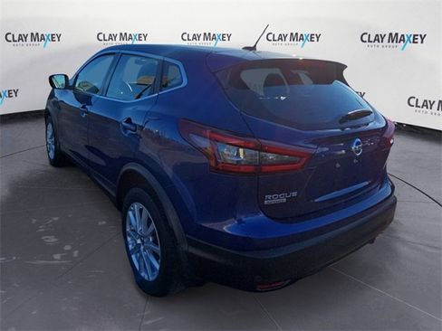 Used 2021 Nissan Rogue Sport S image 3