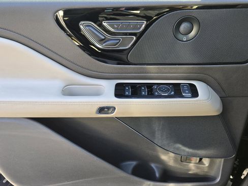 Used 2024 Lincoln Aviator Reserve w/ Elements Package Plus image 16