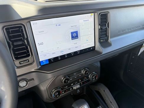 New 2025 Ford Bronco Badlands image 14
