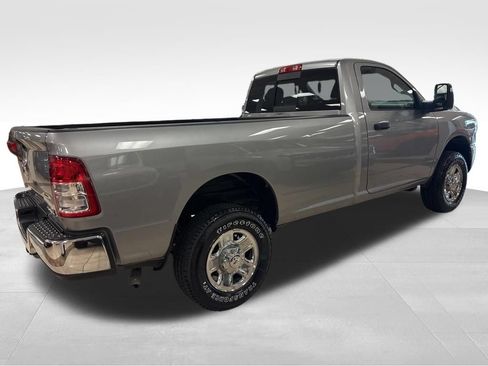 Used 2024 RAM 2500 Tradesman w/ Chrome Appearance Group AWD/4WD image 6