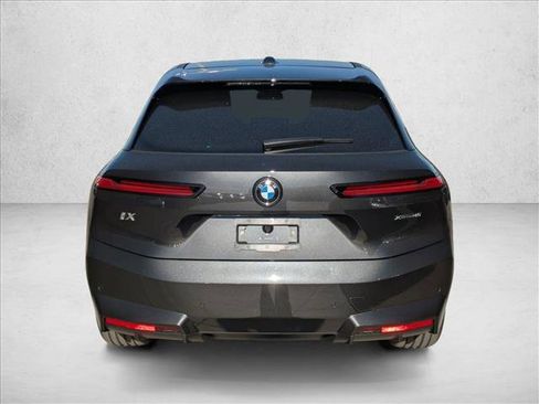 New 2026 BMW iX xDrive45 image 8