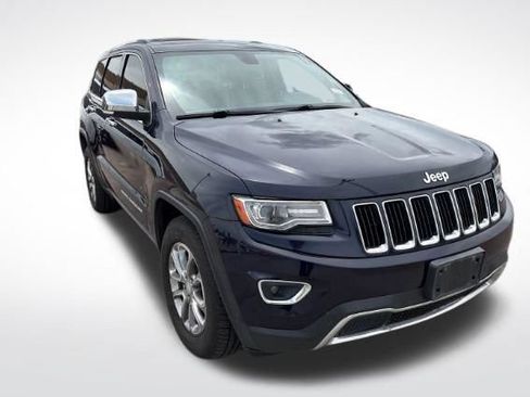 Used 2014 Jeep Grand Cherokee Limited w/ Luxury Group II AWD/4WD image 3