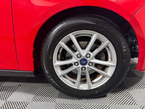Used 2016 Ford Focus SE FWD image 11