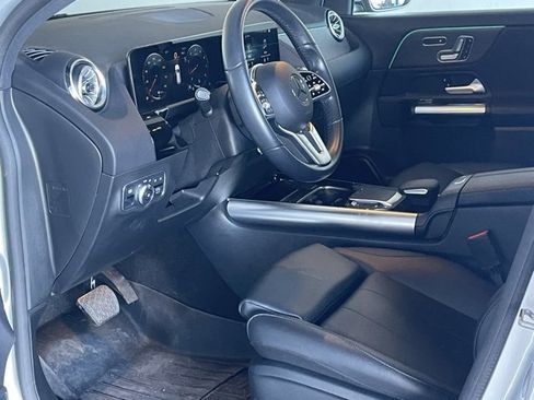 Used 2022 Mercedes-Benz GLA 250 4MATIC image 17