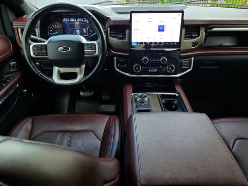 Used 2022 Ford Expedition Max Limited RWD image 15