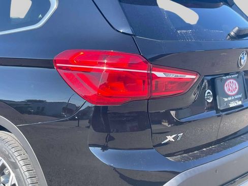 Used 2021 BMW X1 xDrive28i w/ Convenience Package AWD/4WD image 11