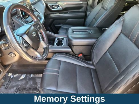 Used 2021 Chevrolet Suburban RST w/ Luxury Package AWD/4WD image 16
