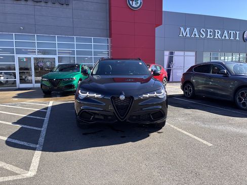 New 2026 Alfa Romeo Stelvio Sprint w/ Convenience Package image 3
