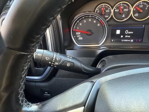 Used 2020 Chevrolet Silverado 1500 LTZ w/ LTZ Premium Package image 34