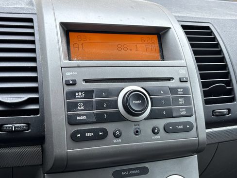 Used 2008 Nissan Sentra 2.0 S FWD image 10