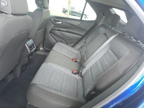 Used 2023 Chevrolet Equinox LT image 18