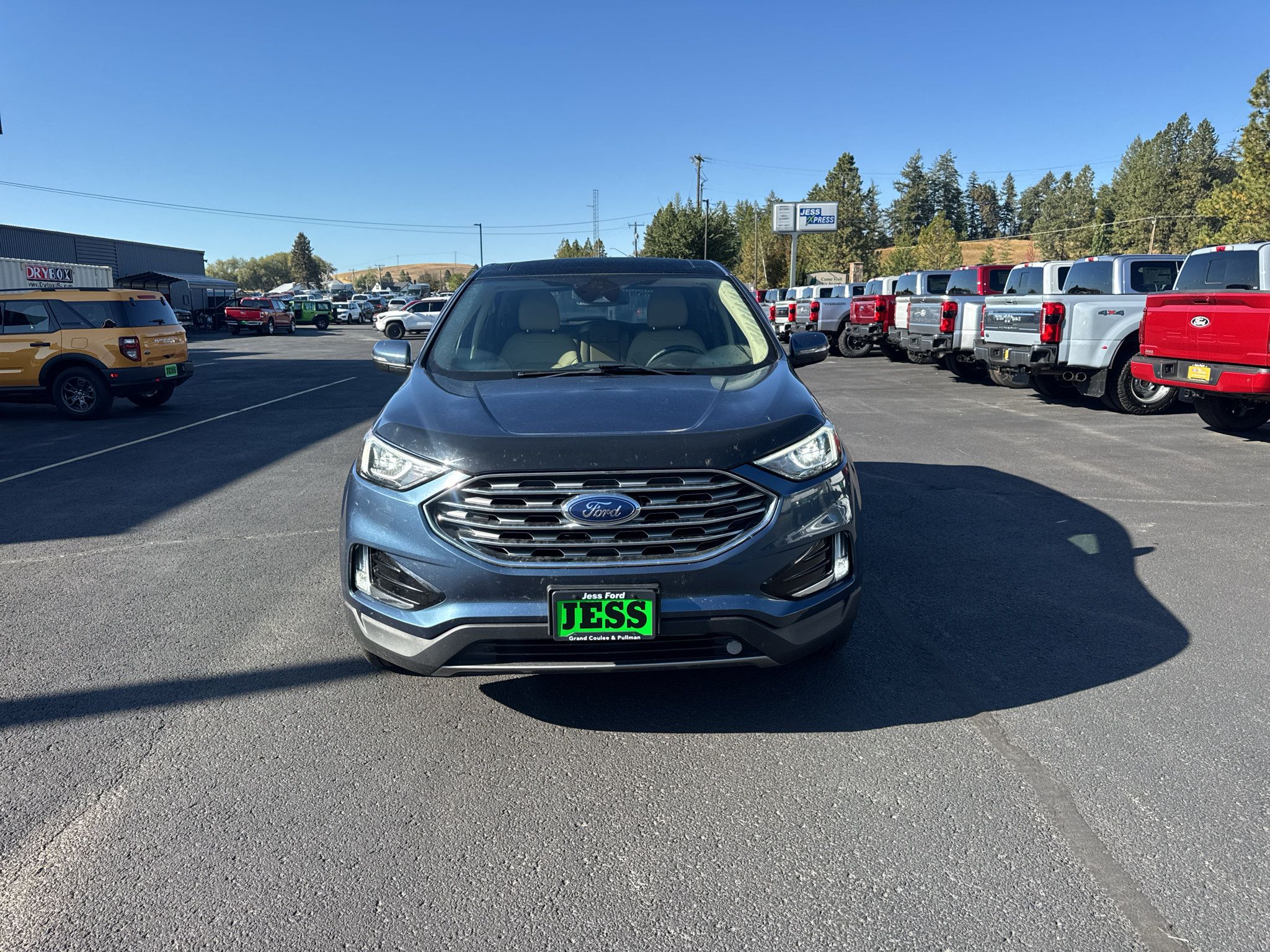 Used 2019 Ford Edge SEL w/ Cold Weather Package AWD/4WD image 12