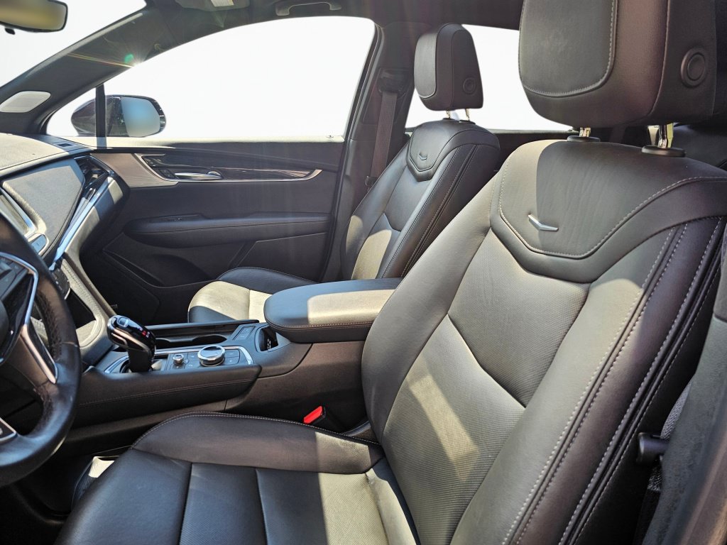 Used 2021 Cadillac XT5 Premium Luxury AWD/4WD image 25