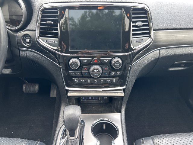 Used 2021 Jeep Grand Cherokee Limited w/ Quick Order Package 28K 80th AWD/4WD image 15