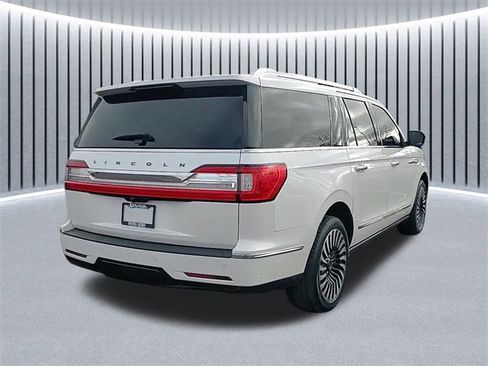 Used 2019 Lincoln Navigator L Black Label image 3