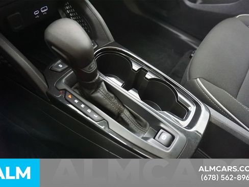 Used 2025 Chevrolet TrailBlazer LT AWD/4WD image 40