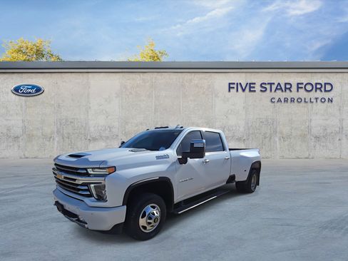 Used 2021 Chevrolet Silverado 3500 High Country w/ Technology Package image 5
