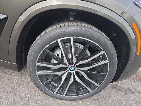 New 2026 BMW X5 sDrive40i w/ M Sport Package image 2