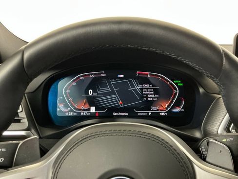 Certified 2025 BMW X4 xDrive30i w/ M Sport Package AWD/4WD image 10