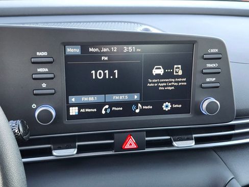 New 2026 Hyundai Elantra SE FWD image 20