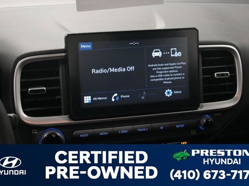 Used 2020 Hyundai Venue SEL image 21