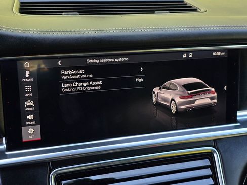 Used 2020 Porsche Panamera 4S image 54