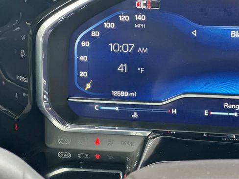 Used 2025 Chevrolet Silverado 1500 LT image 24