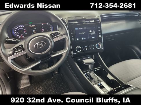 Used 2023 Hyundai Santa Cruz SEL image 15