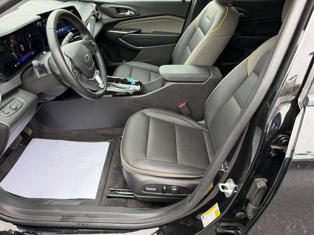 Used 2025 Chevrolet Trax ACTIV w/ Driver Confidence Package FWD image 9