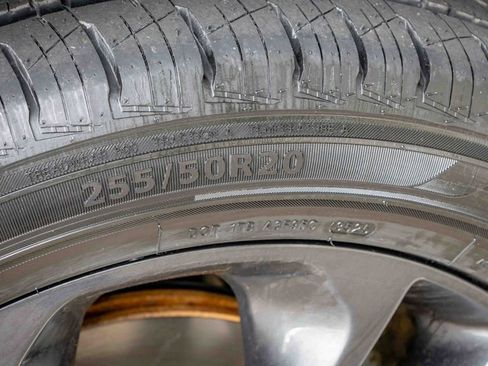 Used 2021 Dodge Durango R/T w/ Blacktop Package image 9