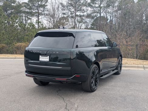 New 2026 Land Rover Range Rover Long Wheelbase SE image 5